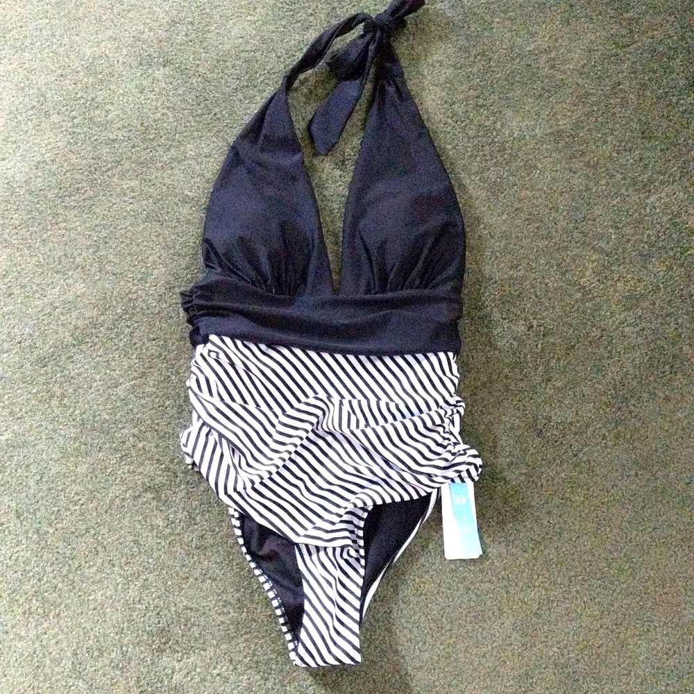 CUPSHE one piece bathing suit